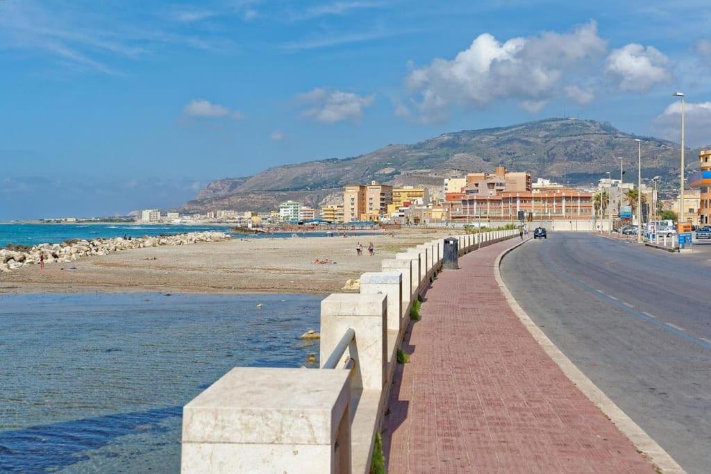 Casa Vacanze Cala Minnola Trapani Exterior foto